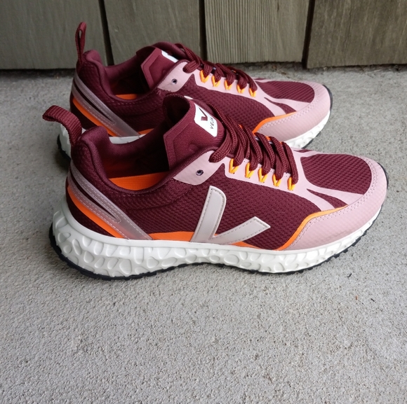 Veja Condor Performance Sneakers - Picture 3 of 14